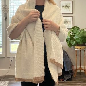 Barefoot Dreams Cozychic Travel Shawl 72 x 25